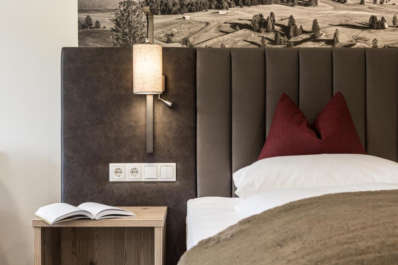 Hotel Zum Loewen - Al Leone Мельтина Экстерьер фото