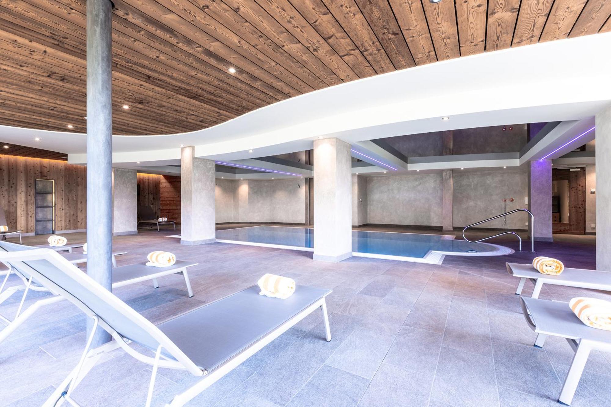Hotel Zum Loewen - Al Leone Мельтина Экстерьер фото
